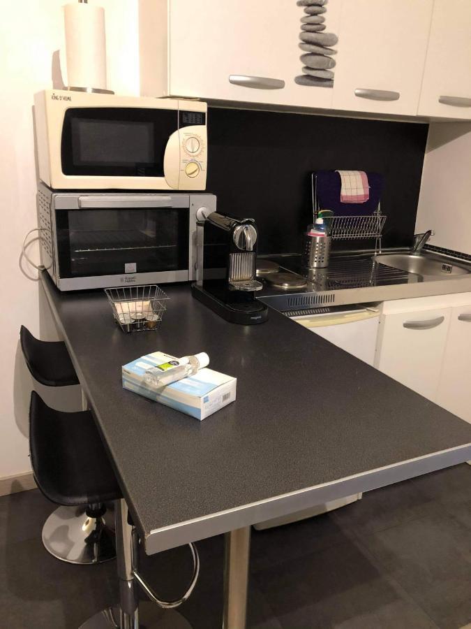 Beau Studio M Euroairport Basel-Freiburg Сен-Луи Екстериор снимка